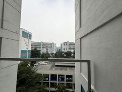 Blk 340 Jurong East Avenue 1 (Jurong East), HDB Executive #633804551